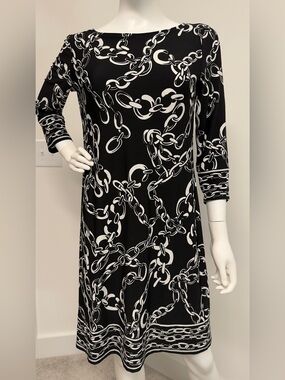 London Times Chain Print Shift Dress Size 8 Black White 3/4 Sleeve